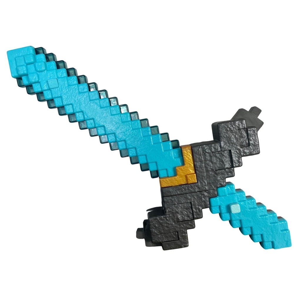 Minecraft Diamond Sword Pickaxe Transforming Toy Mattel 2 in 1 Role‎ Play